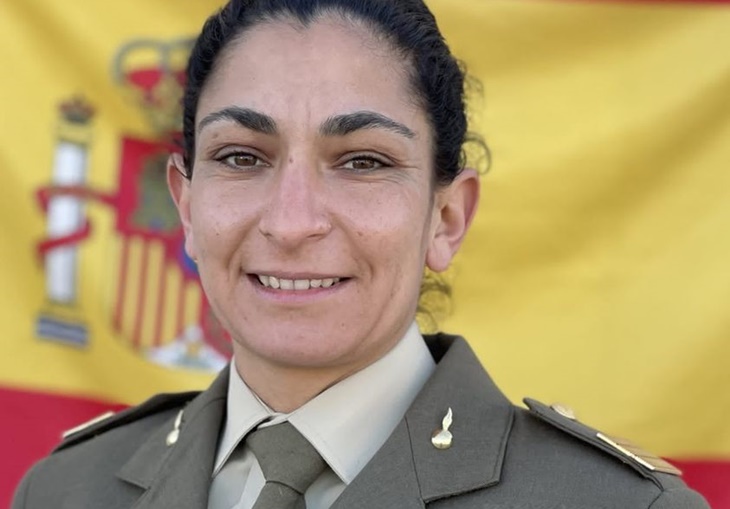 Medalla al Mérito Militar para la sargento pacense Débora Grau