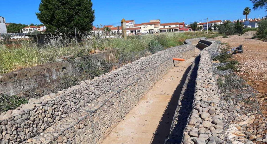 A punto de concluir las obras de encauzamiento del arroyo la Nave en Valverde de Leganés