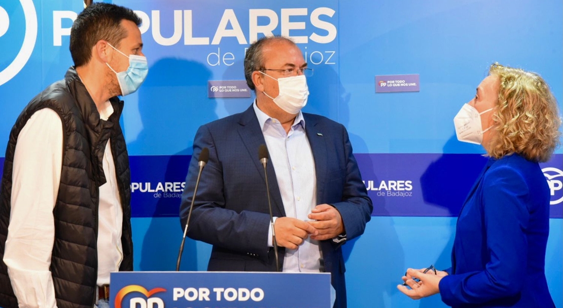 Monago: “La sociedad reacciona a la falta de libertad impuesta por el Gobierno-Sánchez”