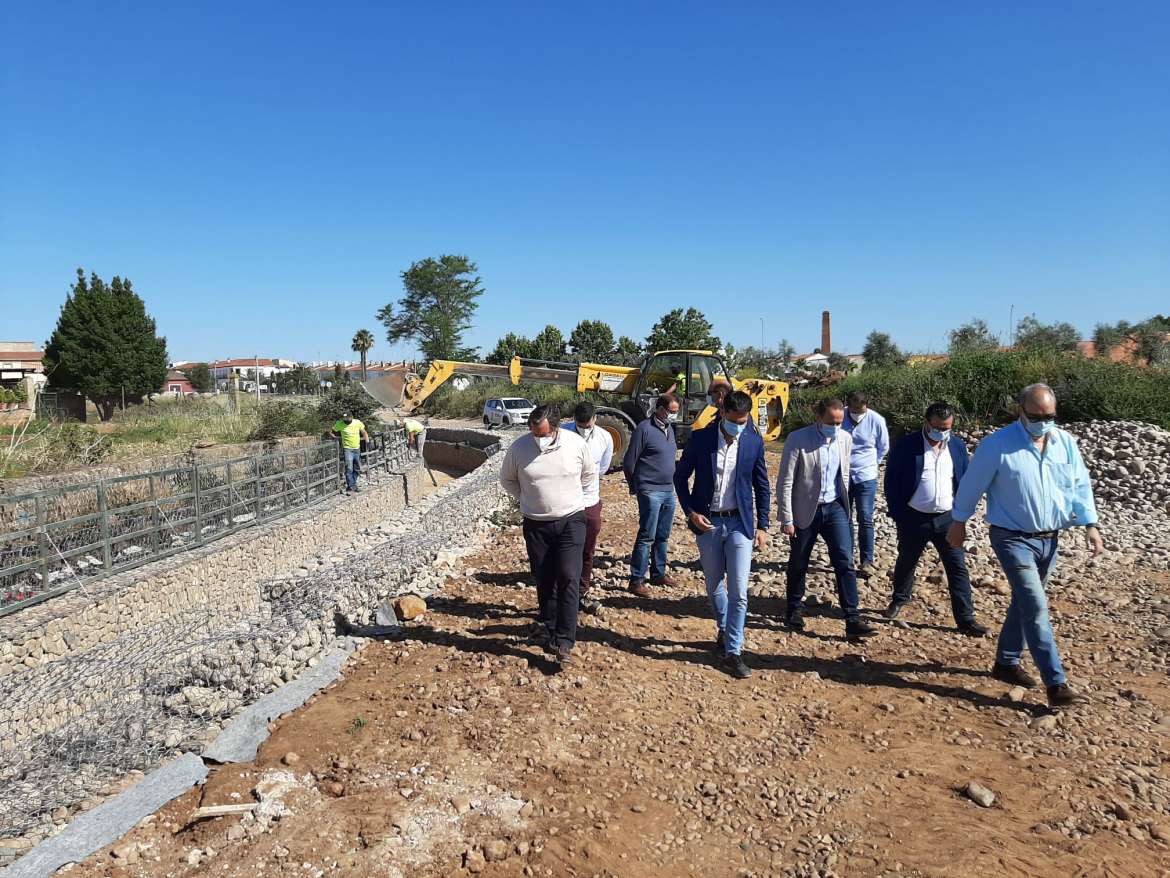 A punto de concluir las obras de encauzamiento del arroyo la Nave en Valverde de Leganés