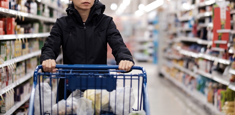 Suben los precios afectando a productos básicos y a los hogares extremeños con más necesidades