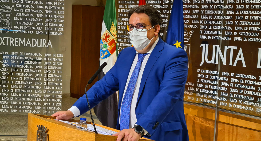 La Junta confirma que Extremadura acogerá a menores no acompañados llegados a Ceuta