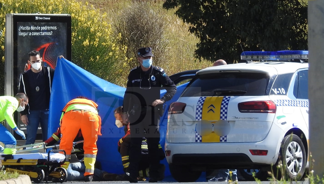 Colisión en una rotonda de Badajoz