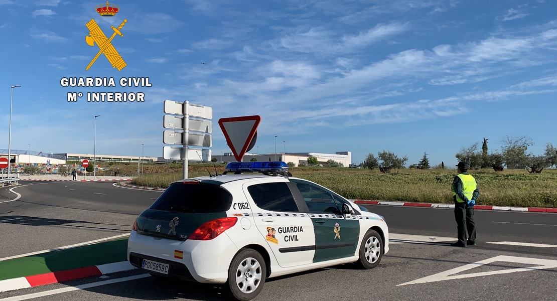 Paran a un conductor con 75.000 euros sin declarar en Extremadura