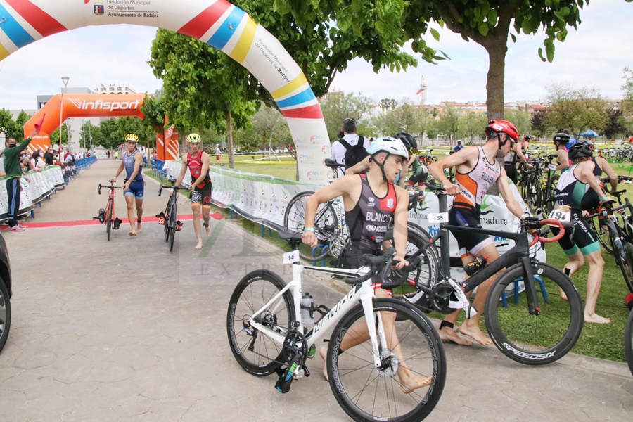 REPOR: El parque del Guadiana testigo de la XVI edición del Triatlón Puerta Palmas