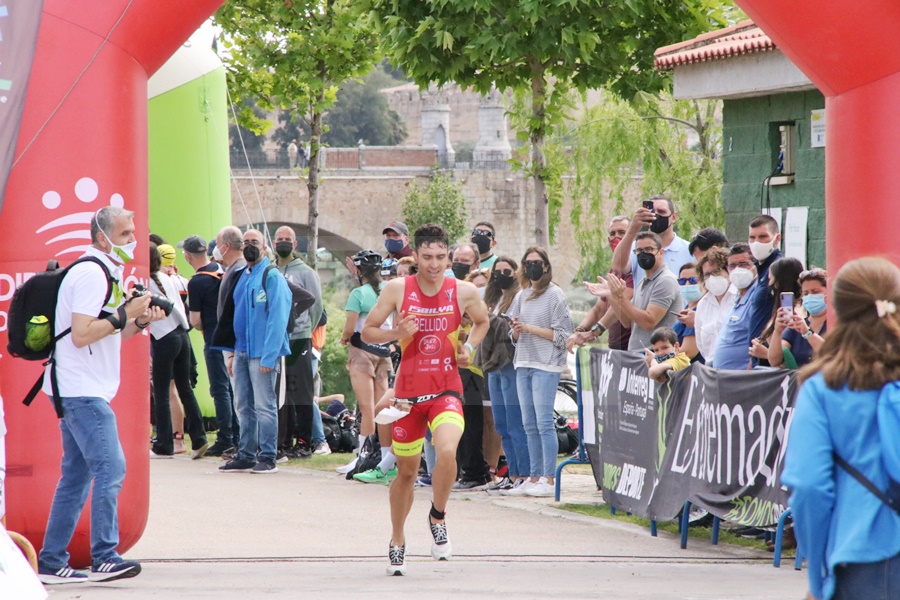 REPOR: El parque del Guadiana testigo de la XVI edición del Triatlón Puerta Palmas