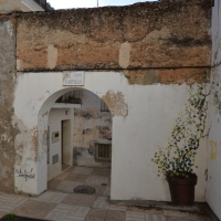 La calle Castillo recupera su imagen tradicional en Cáceres