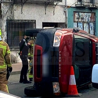 Aparatoso accidente de tráfico en Plasencia