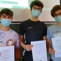 Tres alumnos de Mérida consiguen un premio en el certamen Investigar en Ciencias de la UEx