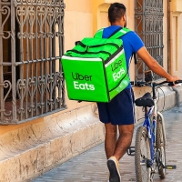 Ley Rider: Los repartidores se convierten en empleados, pero muchos quedarán sin trabajo por ello