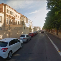 Atropellan a una mujer y dos niños en la puerta de la Compañía de María en Badajoz
