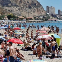 Reencuentros y ambiente festivo en el primer fin de semana sin estado de alarma