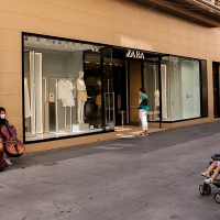 Continúa la búsqueda de empresas que sustituyan el vacío que dejará Zara en Menacho