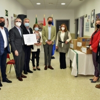Donan una gran cantidad de material sanitario a San Vicente de Alcántara