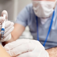 Primer llamamiento para la segunda dosis de Astrazeneca en Extremadura