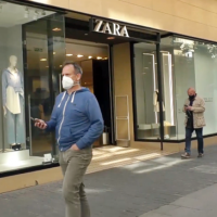 Los ciudadanos opinan sobre el cierre de Zara en Badajoz