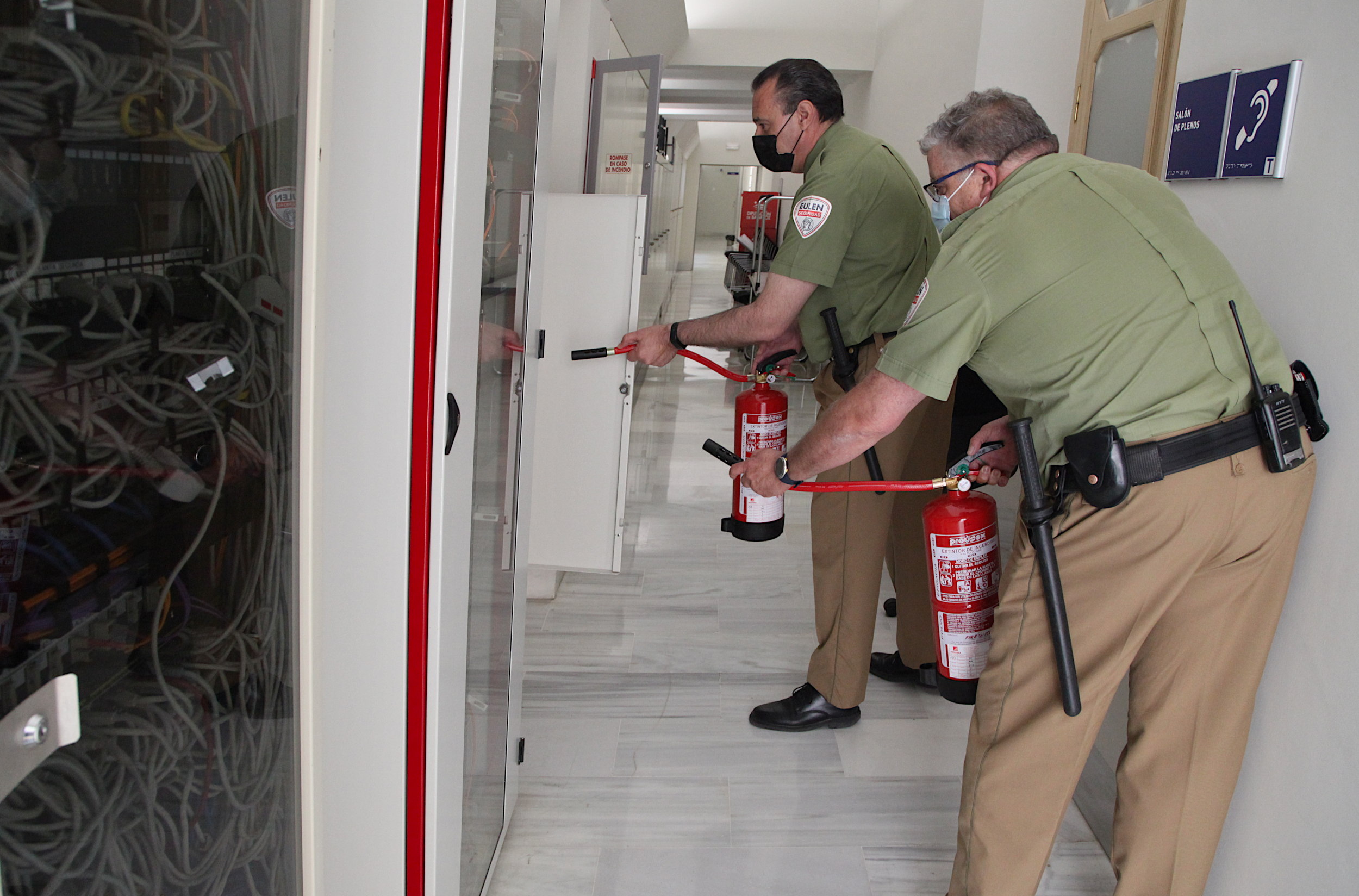 Diputación pone a prueba a sus trabajadores: 400 personas en un edificio en llamas