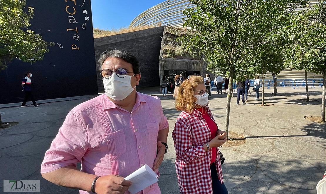 FOTONOTICIA: Vergeles recibe la vacuna contra la covid en Badajoz