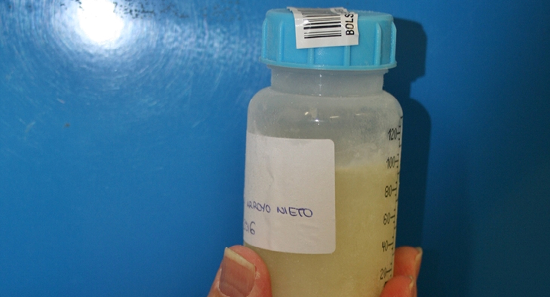 La leche materna de infectadas o vacunadas contra el covid contiene anticuerpos