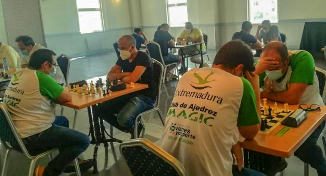 El Club de Ajedrez Magic Extremadura arrasa en el Campeonato de Extremadura