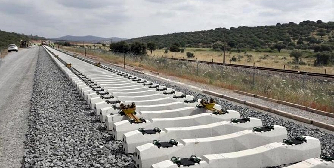 ADIF licita el balasto para el tramo Arroyo de Santa María - Navalmoral