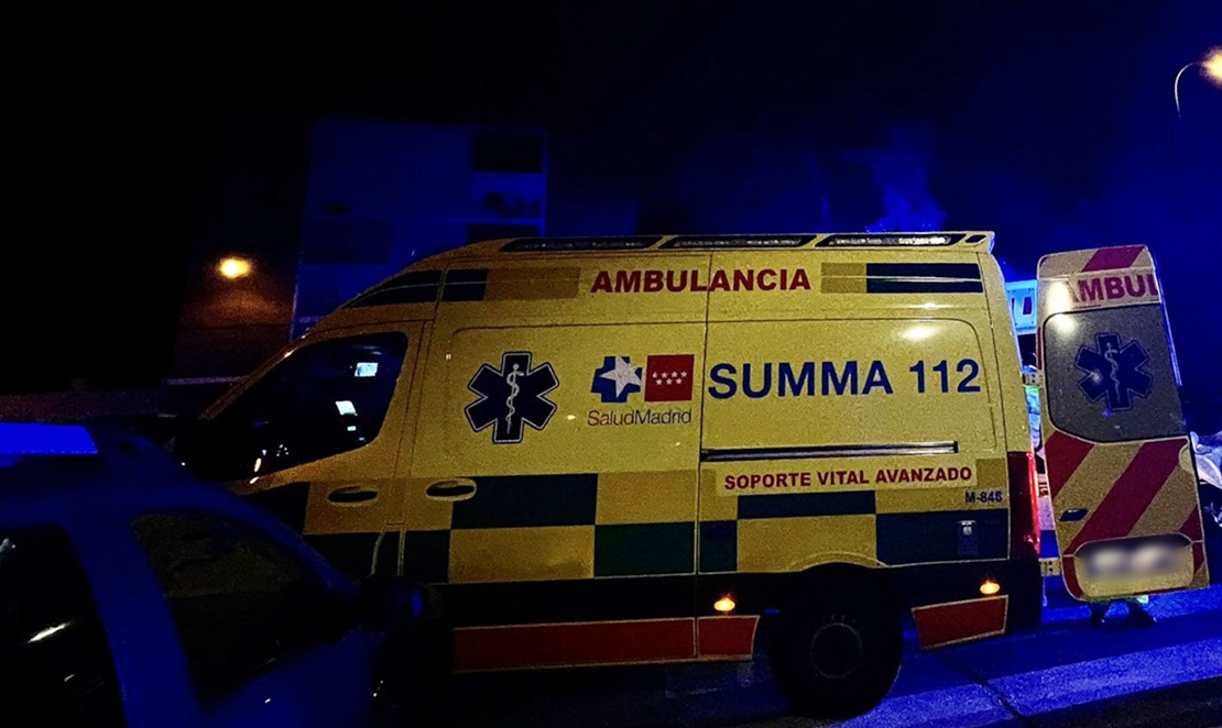 Muere un motorista tras perder el control y chocar contra una señal de tráfico