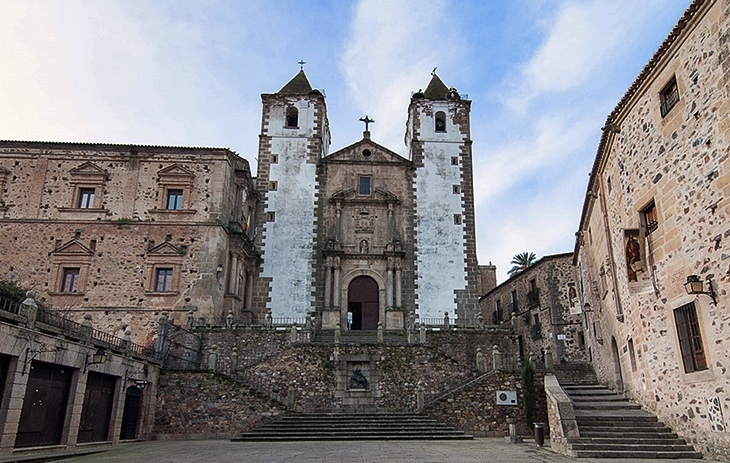 Cáceres es la primera ciudad extremeña en contar con un Plan de Cooperación Internacional
