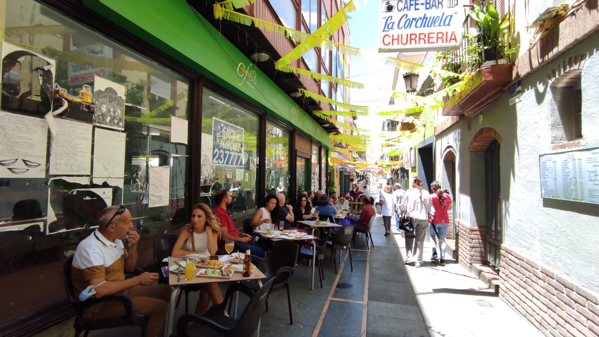 Ambiente en la Feria de Día de Badajoz