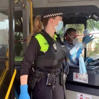 La OMS aconseja seguir usando mascarilla tras la vacunación