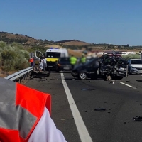 Una colisión entre vehículos deja cinco heridos en la A-66 a su paso por la provincia de Badajoz