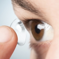 Alerta: retiradas 23 soluciones para lentillas y ojos de varias marcas
