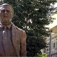 Inauguración de la estatua de Miguel Celdrán en Badajoz