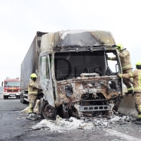 REPOR: Fallece tras incendiarse un camión en la A-5