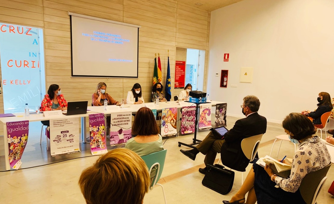 La coordinación policial permitió seguir los casos de violencia de género en Extremadura
