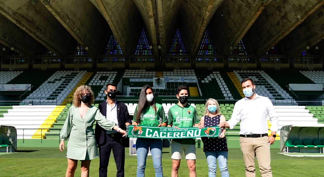 El Femenino Cáceres y el Cacereño unifican su imagen