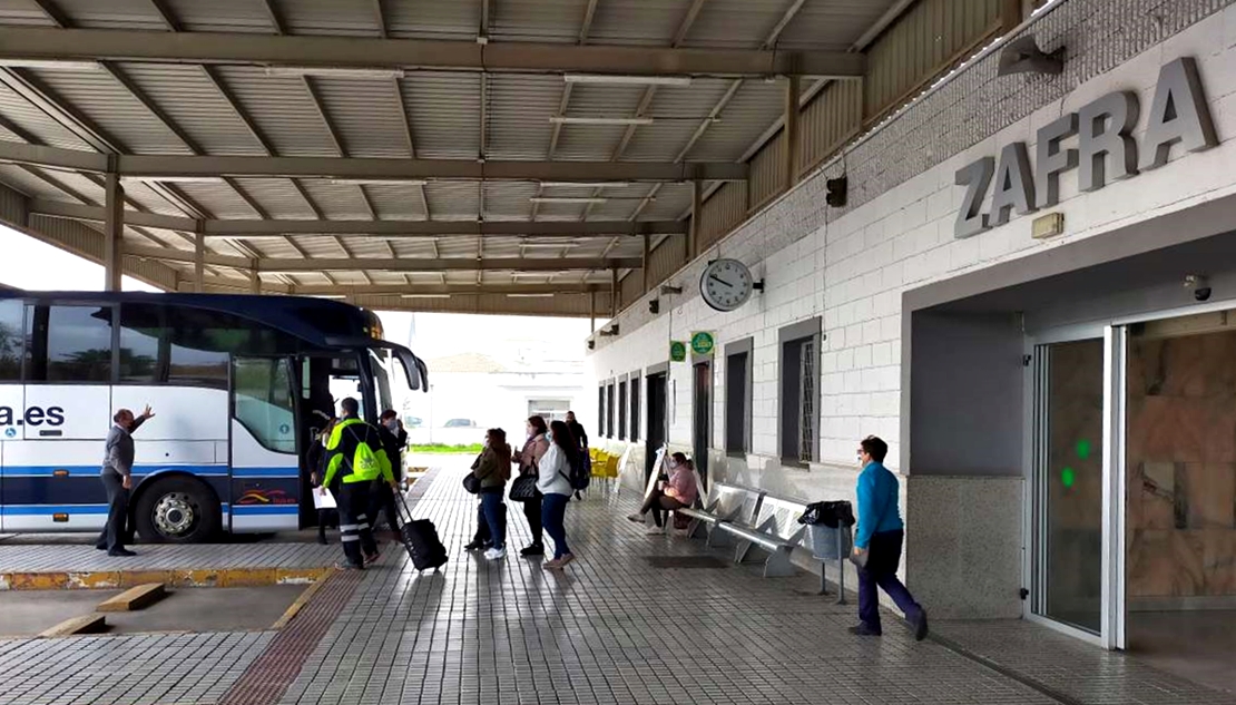 Lavado de cara para las estaciones de autobuses de Zafra y Don Benito