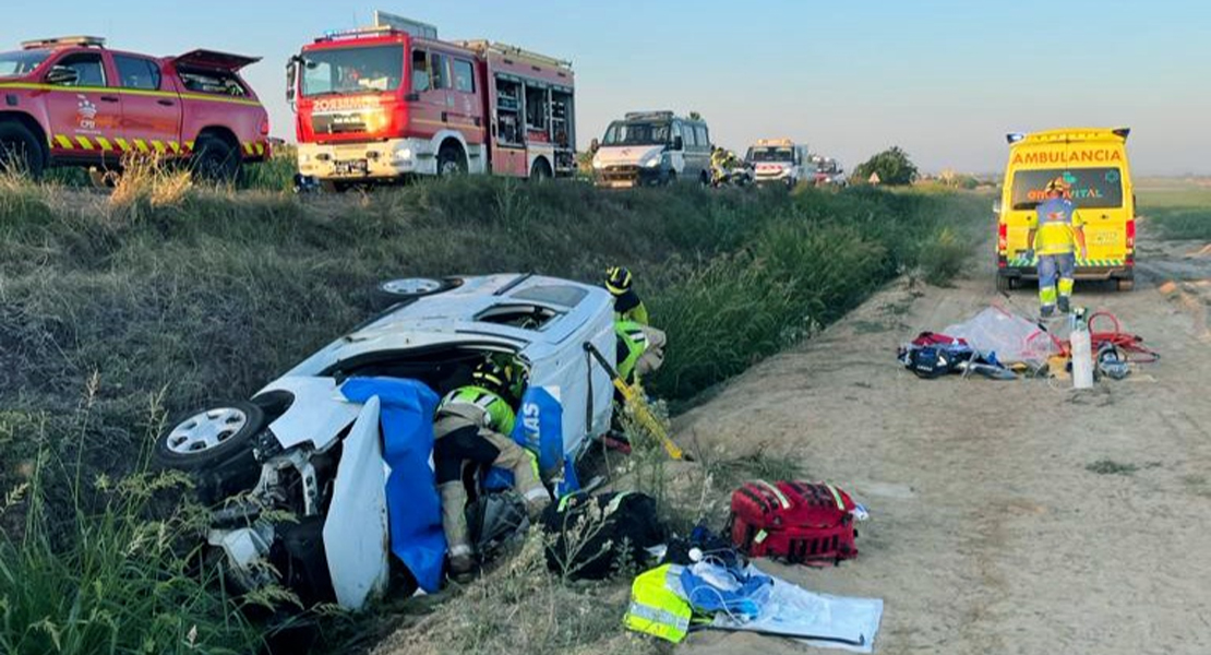 Dos heridos, uno de ellos grave, tras una fuerte colisión en la provincia de Badajoz