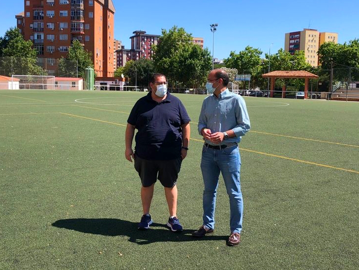 El PP denuncia el estado del campo de fútbol Sergio Trejo