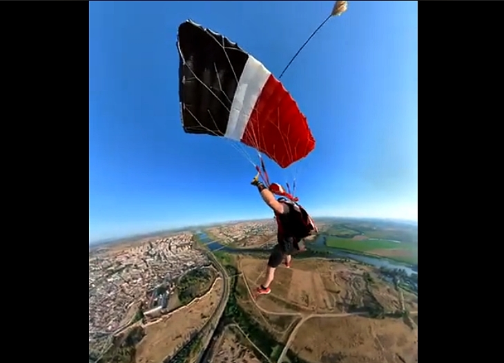 Así se ve Badajoz desde el cielo gracias a ‘Bellotas Voladoras’