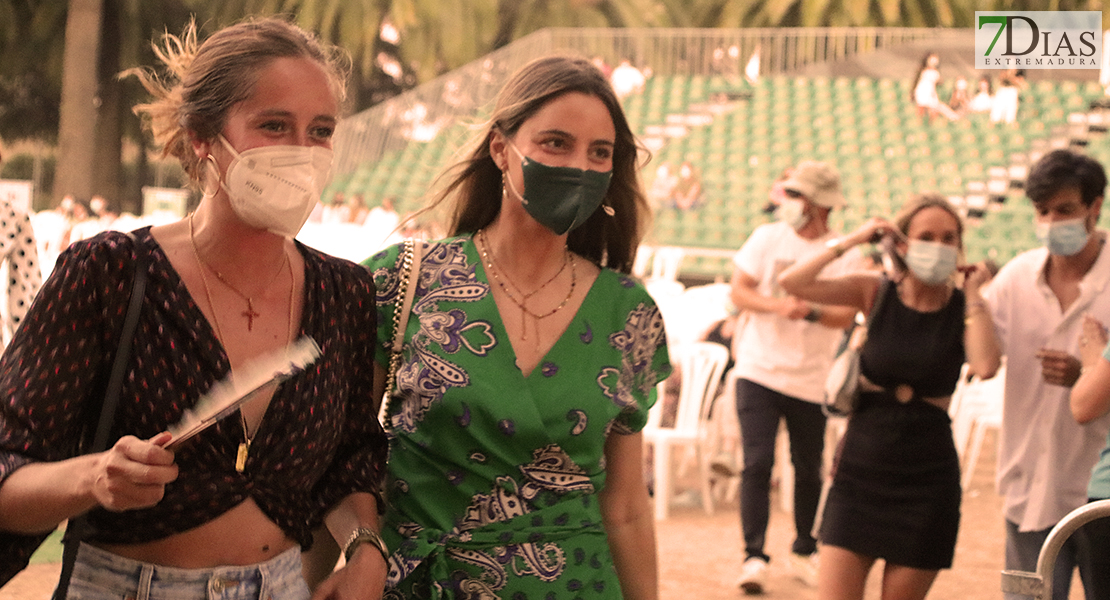 Imágenes del Alcazaba Festival en el concierto de Taburete e Íñigo Merino