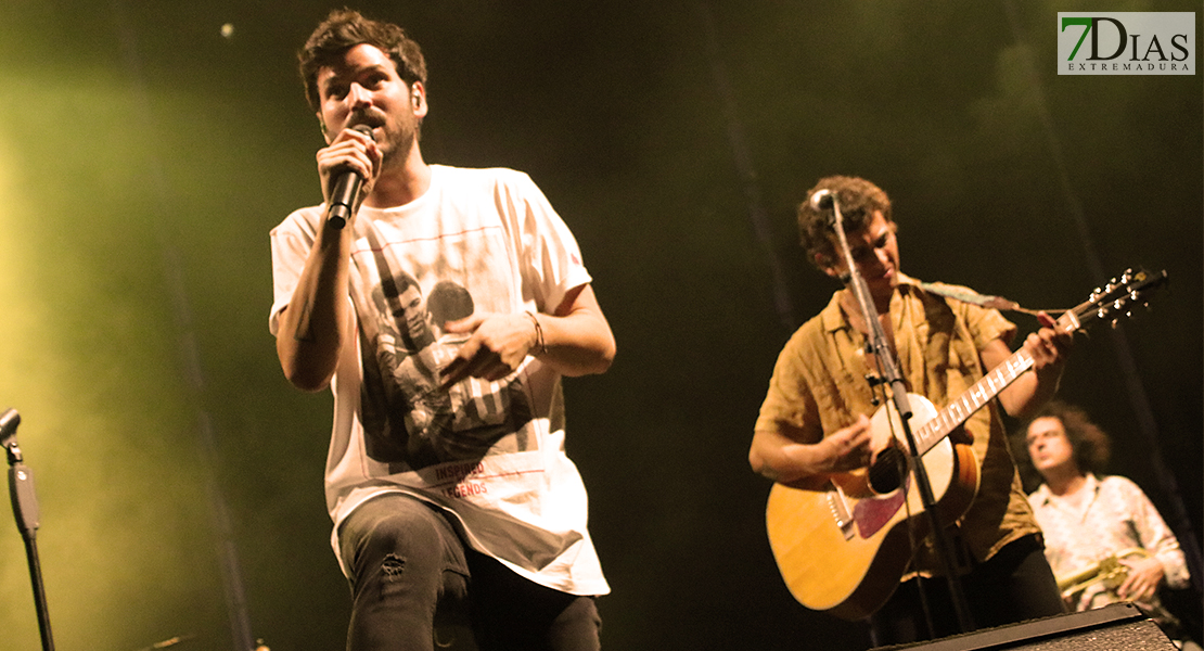 Imágenes del Alcazaba Festival en el concierto de Taburete e Íñigo Merino