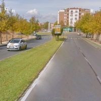 Una mujer grave tras una colisión coche-moto en Badajoz