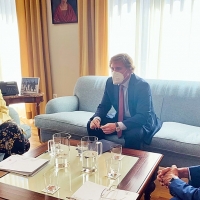 El nenúfar, aereopuerto e infraestructuras centran los temas de la reunión en Delegación