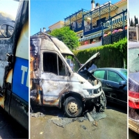 Un incendio afecta a varios vehículos en Las Vaguadas (Badajoz)