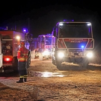 Más de 140 bomberos desplazados para extinguir un incendio cercano a Elvas