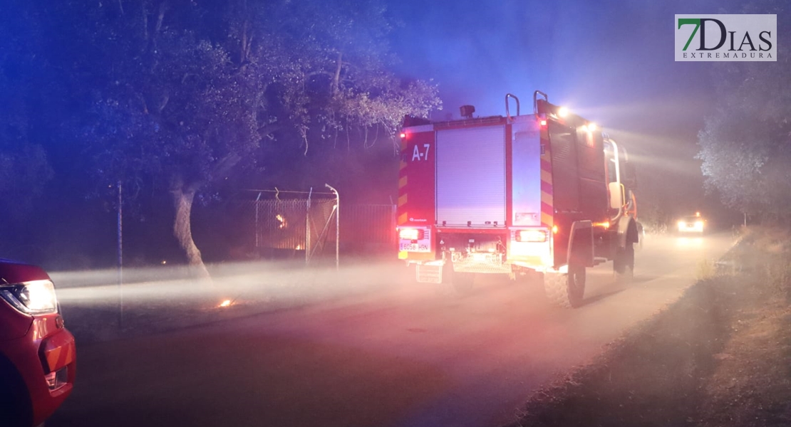 REPOR - Impactante incendio a las afueras de Badajoz