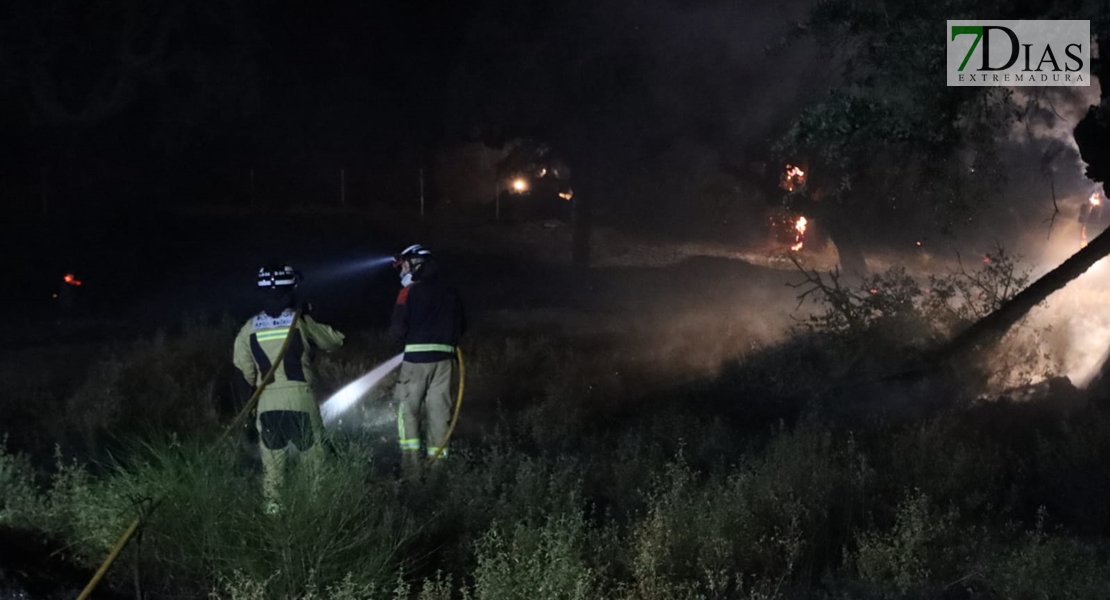 REPOR - Impactante incendio a las afueras de Badajoz