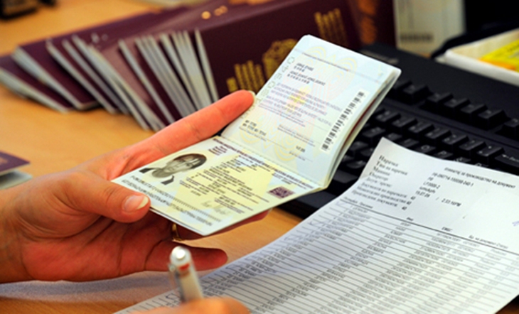 380.000 visados fueron expedidos durante 2020 en España
