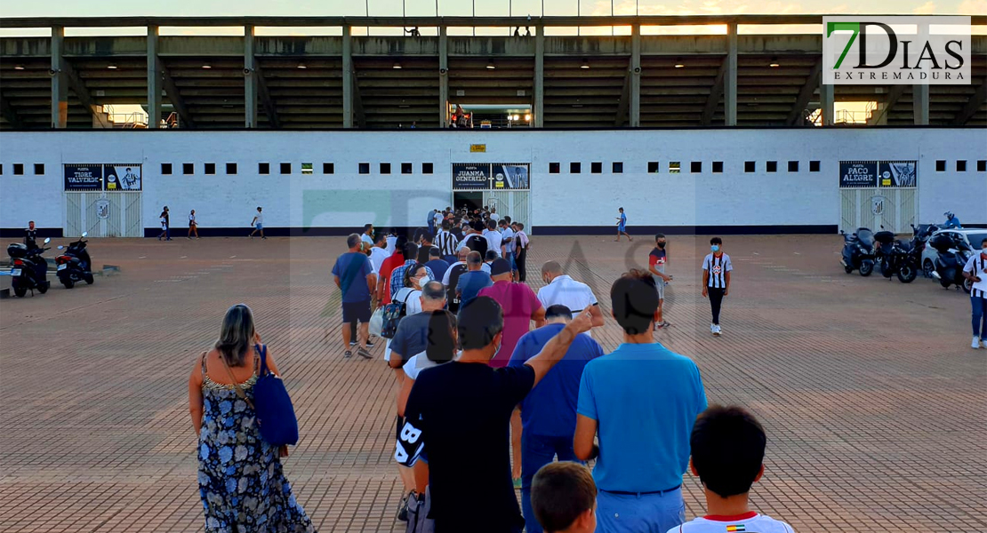 Ambiente en el Nuevo Vivero antes del CD. Badajoz - CF Talavera