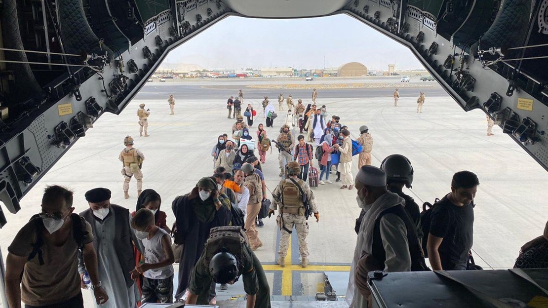 Extremadura se ofrece para acoger personas llegadas de Afganistán